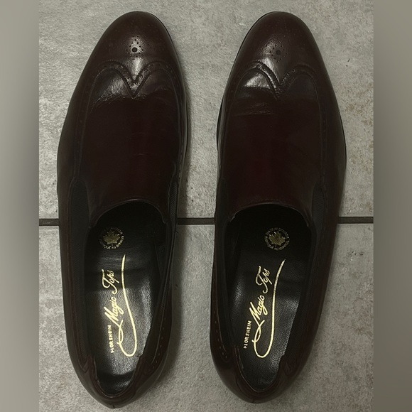 Never worn brand new men’s burgundy brown dress shoes . - Picture 1 of 4
